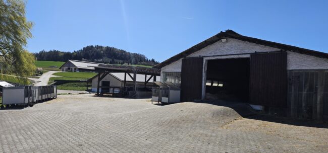 Die älteren Hallen unseres Hofes in Kocherbach